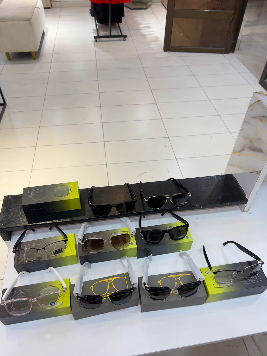 Digital  Eyewear