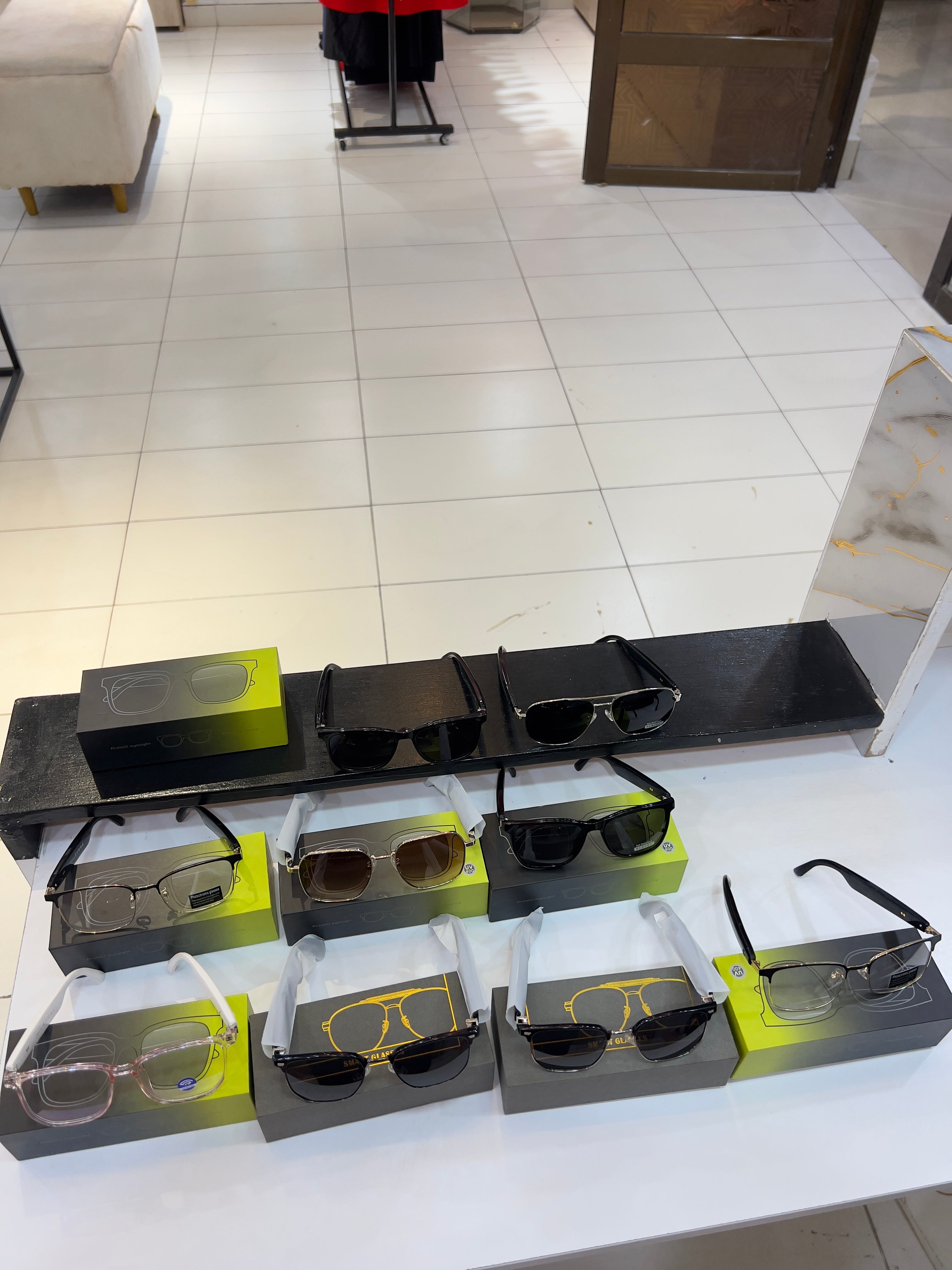 Digital  Eyewear