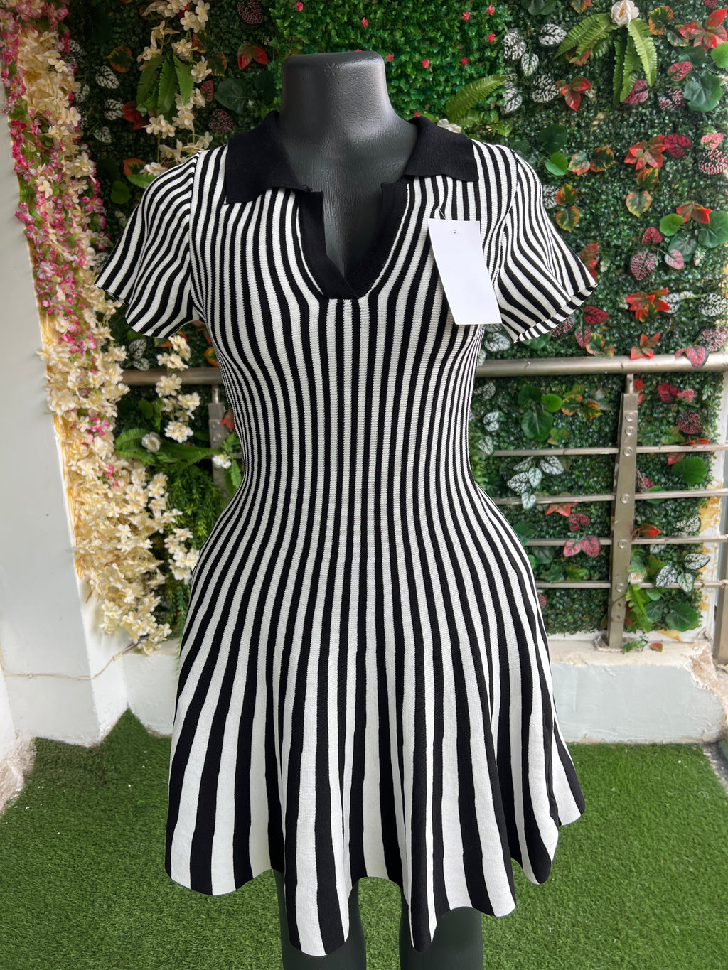 Zara black white dresses