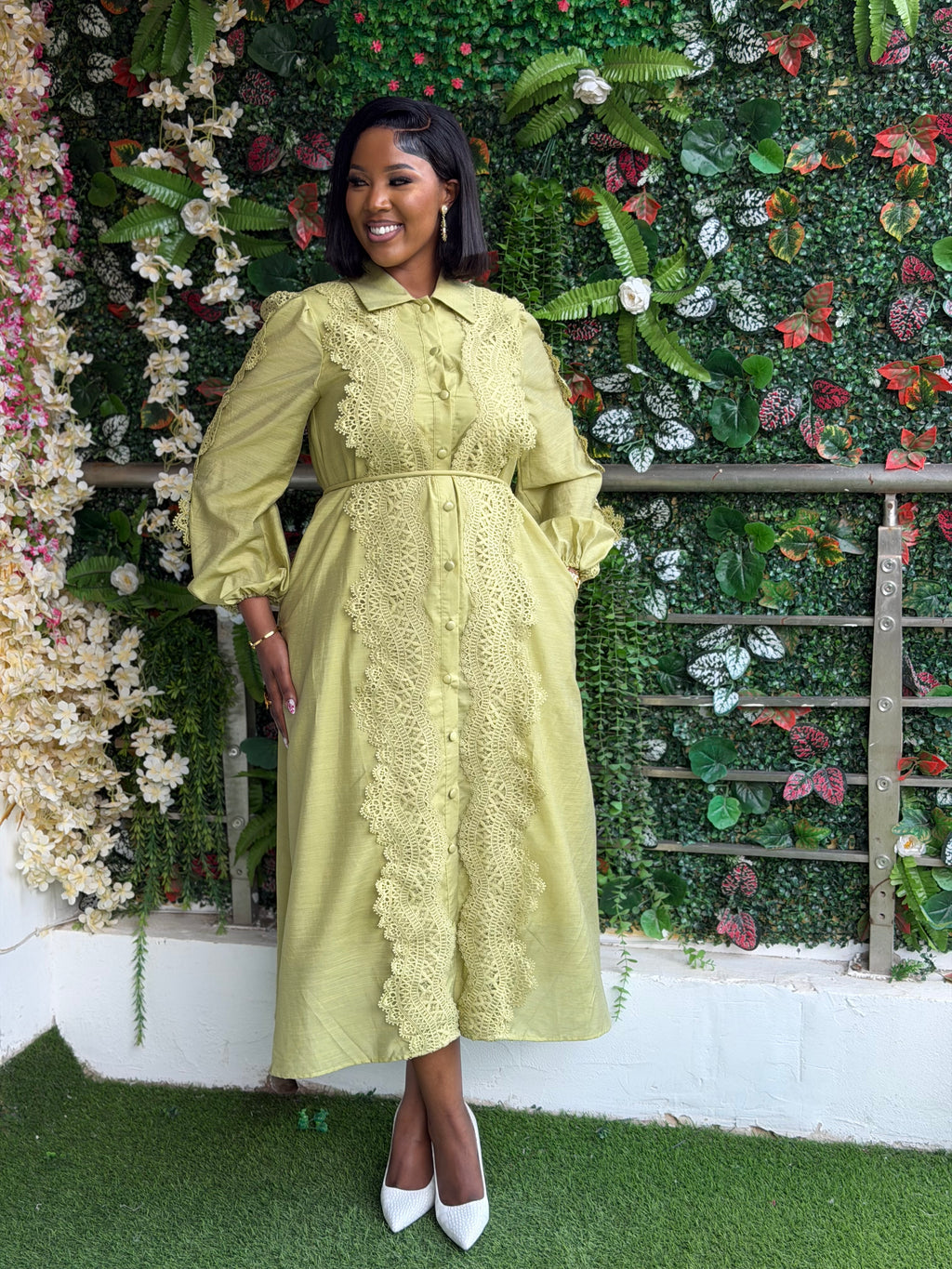 Elan lace dress