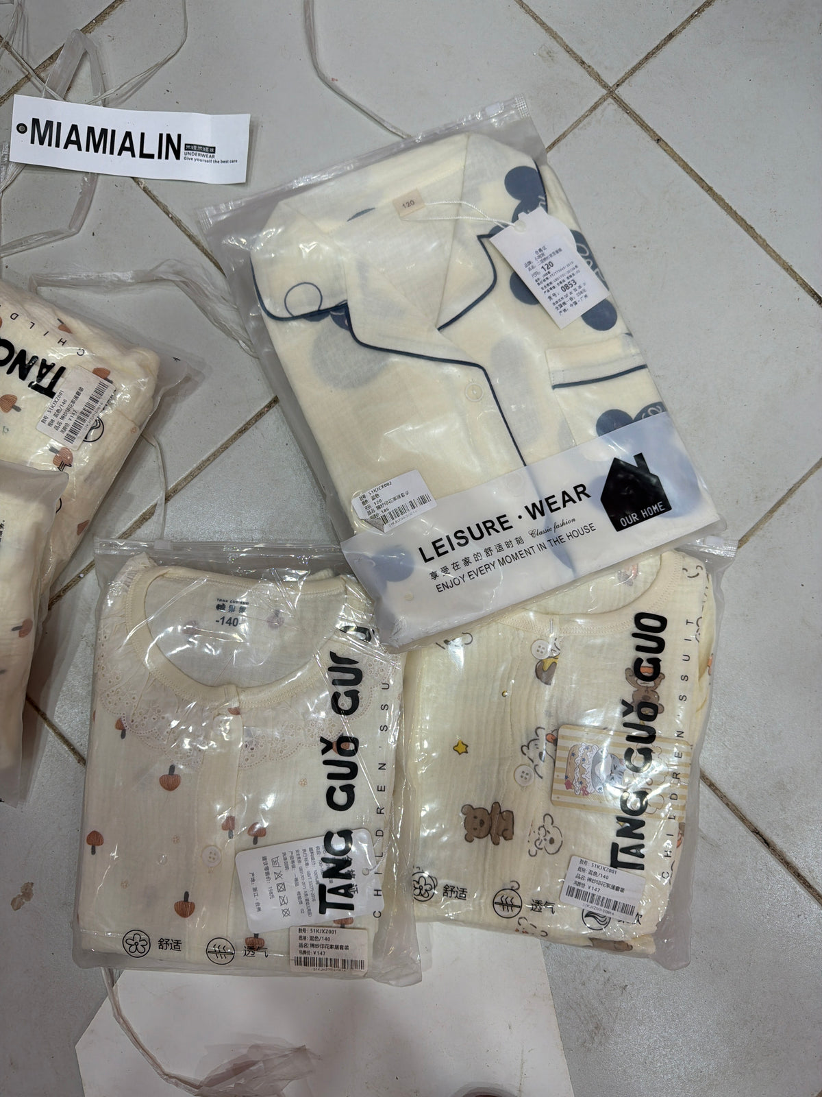 Kids pajamas